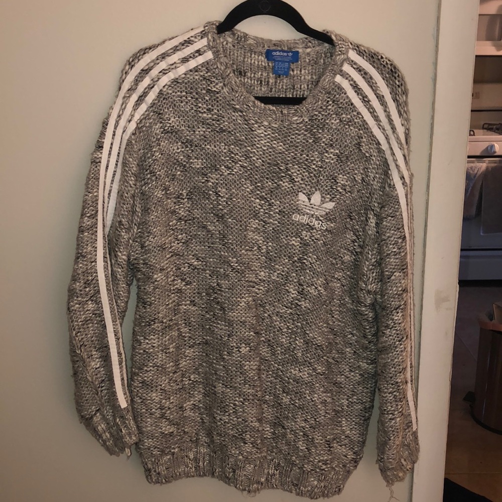 Oversized Adidas sweater